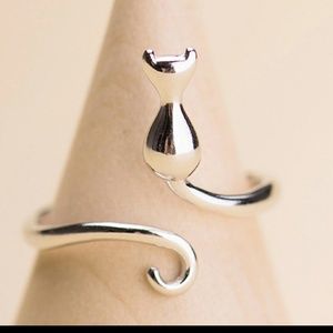 Women's silver cat ring, new, size 7